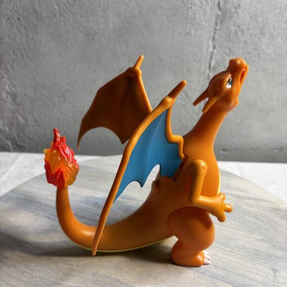 Flame & Flight Deluxe Charizard Pokemon 8" Figure 2022 Jazwares Works - Picture 7 of 7